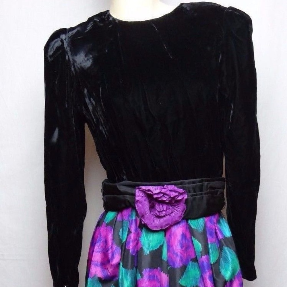 Vintage 80s DONNA MORGAN NSP Black Floral Dress
